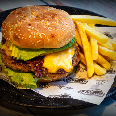 Hamburguesa De Res El Flotante Restaurante