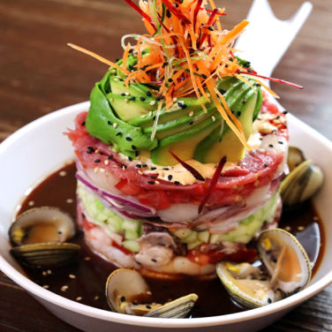 Torre de Mariscos El Flotante Restaurante